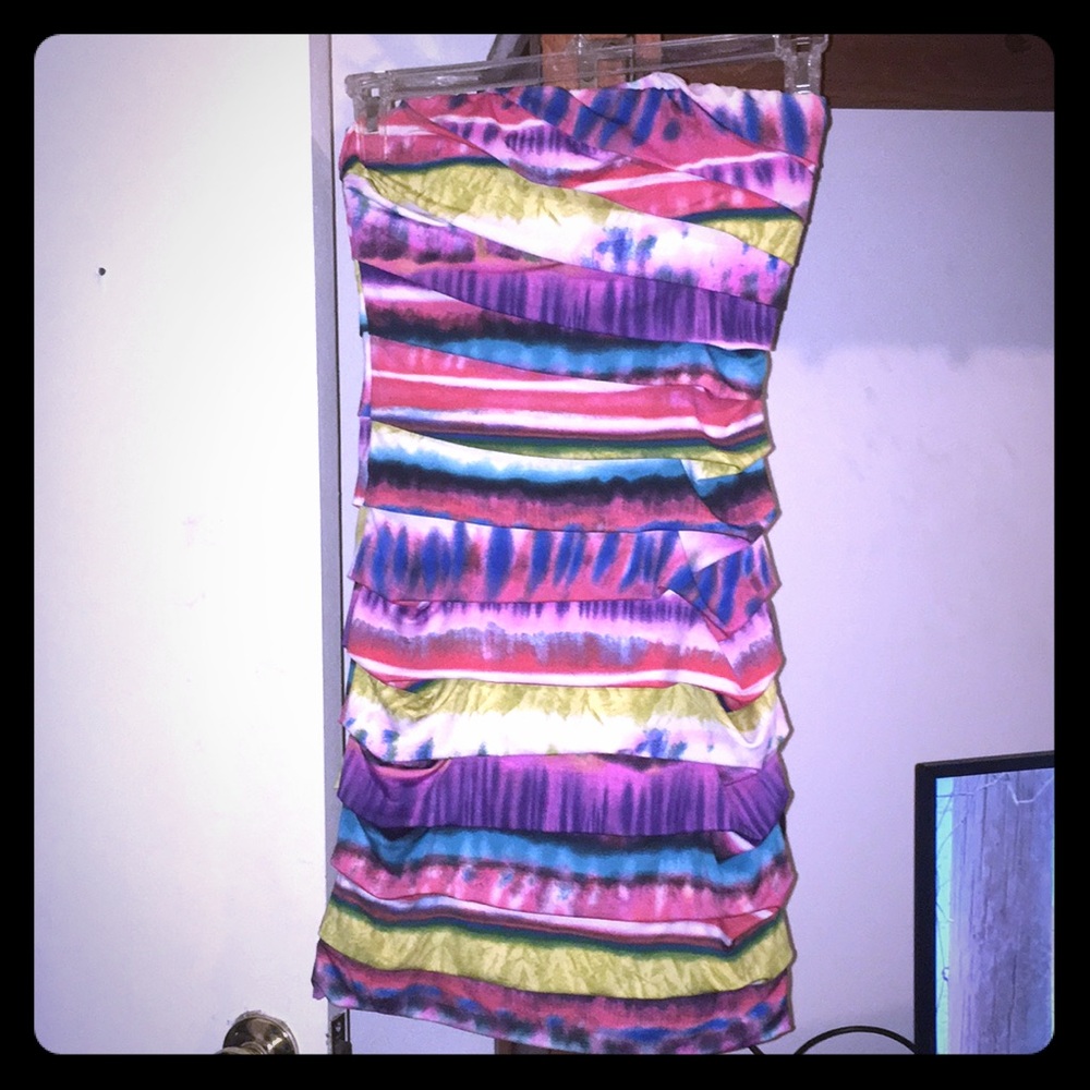 Strapless dress in fun colors hippie style